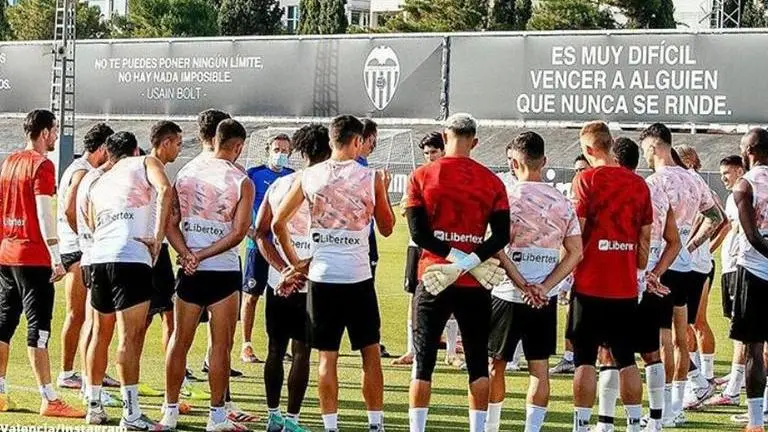 Valencia confirm 2 positive cases of coronavirus as players, staff return from holiday valencia