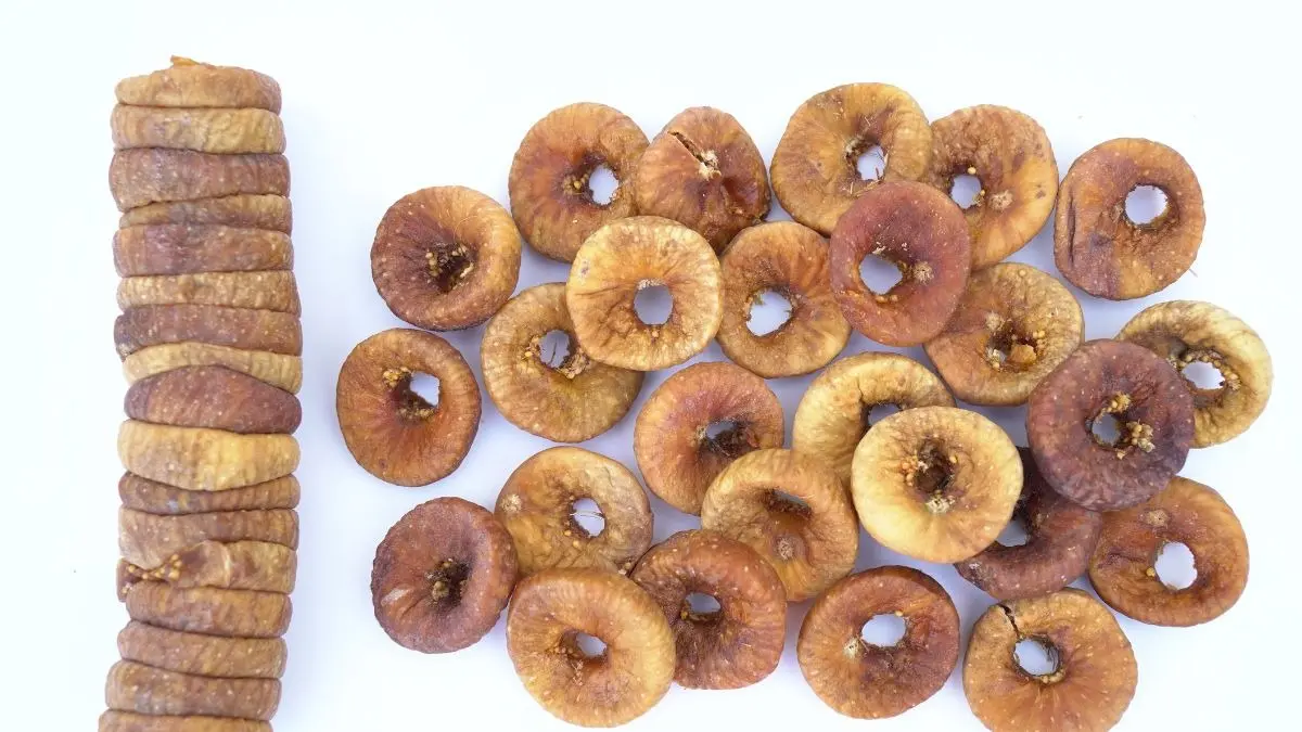 Figs For Women: महिलाओं को क्यों खानी चाहिए अंजीर? हार्मोन से लेकर स्किन तक मिलते हैं ये 6 बड़े फायदे fig