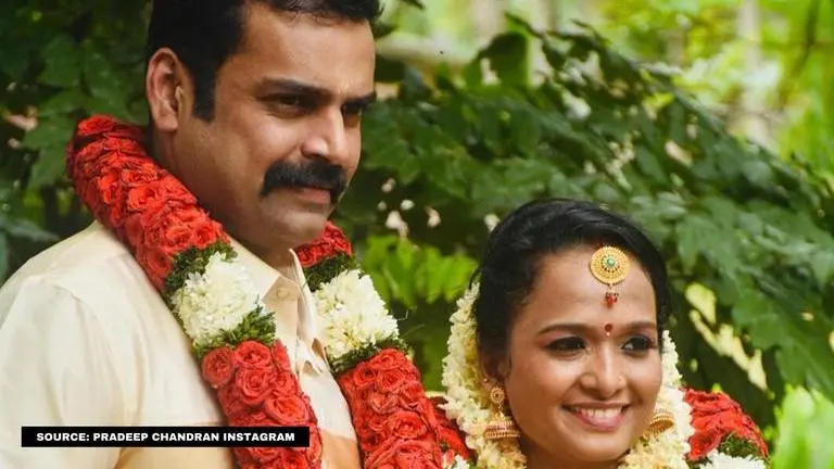 Pradeep Chandran of 'Bigg Boss Malayalam' ties knot with Anupama, watch video Pradeep Chandran
