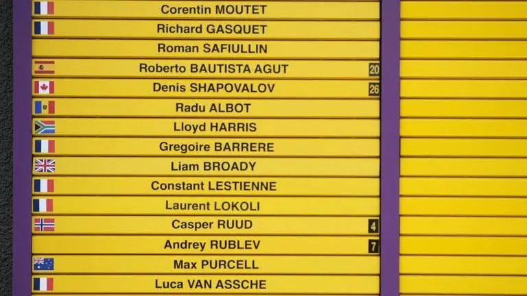 Russians and Belarusians back at Wimbledon as war in Ukraine continues