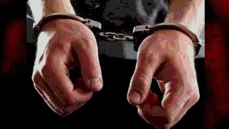 Mumbai man held for using Union Minister's name to dupe home-buyer Mumbai