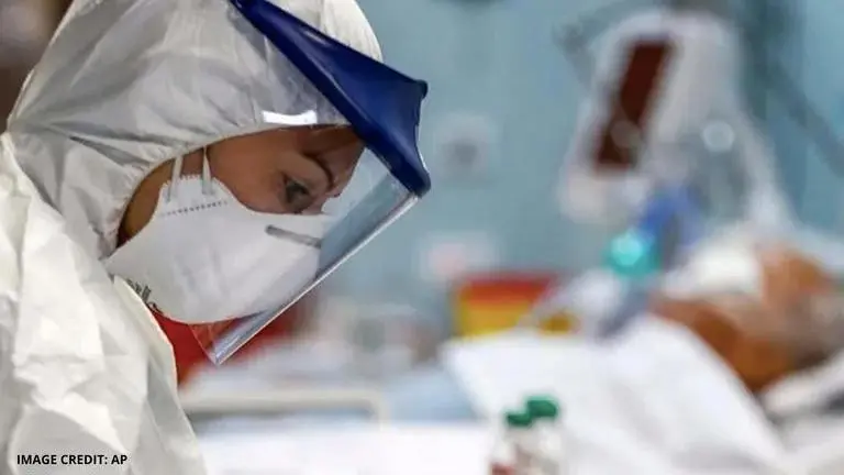 France reports 369 more coronavirus deaths, nationwide toll soars to 22,614 France