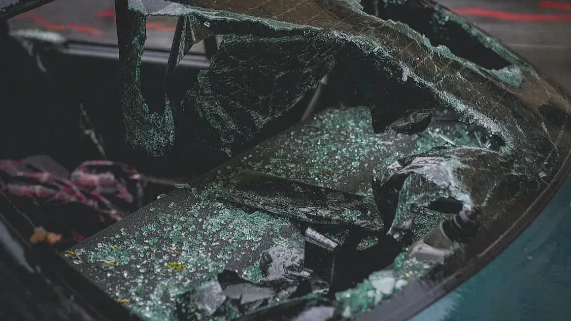 Mercedes en route Nashik from Mumbai rams into truck on Mumbai-Agra national highway, 3 killed Mercedes en route Nashik from Mumbai rams into truck on Mumbai-Agra national highway, 3 killed