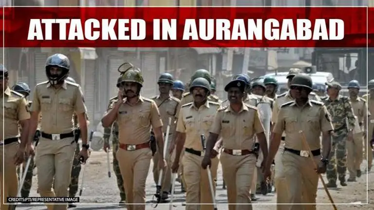 Maharashtra Police stone pelted in Aurangabad while trying to prevent religious gathering Maharashtra