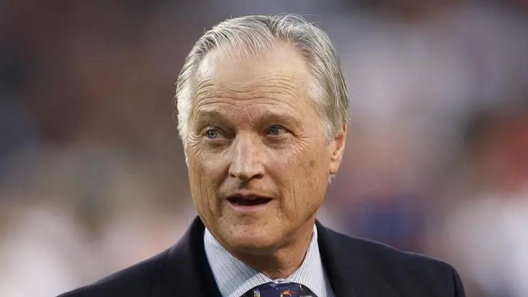 Michael McCaskey, who succeeded Halas as Bears' leader, dies