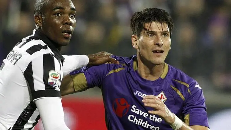 Ex-Germany striker Gómez goes out with a goal and promotion Ex-Germany striker Gómez goes out with a goal and promotion