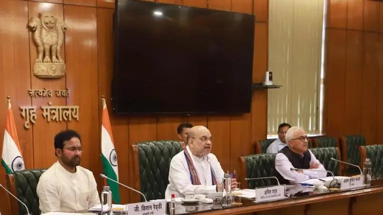 Har Ghar Tiranga: Amit Shah reviews preparation; tricolour to be flown atop 20 crore homes Har Ghar Tiranga