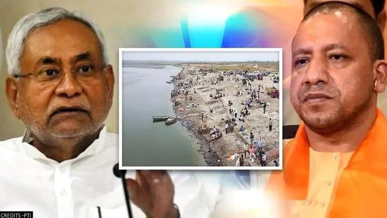 Bihar: Centre collects samples from Ganga to study contamination due to dumping of bodies Bihar, ganga