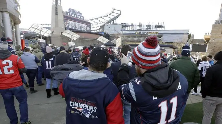 Patriots hoping for a reduced number of fans