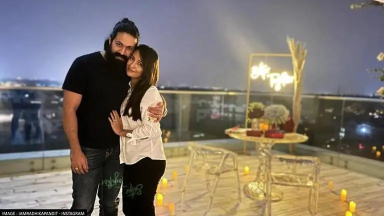 'KGF' star Yash & wife Radhika Pandit relish romantic date night on Valentine's Day Yash, Radhika Pandit