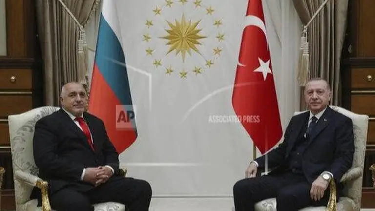 Erdogan: Refugees, migrants free to leave Erdogan: Refugees, migrants free to leave