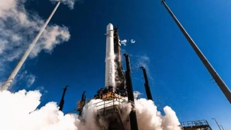 Relativity Space fails to ace launch of world's 1st 3D printed rocket, but it didn't Relativity Space