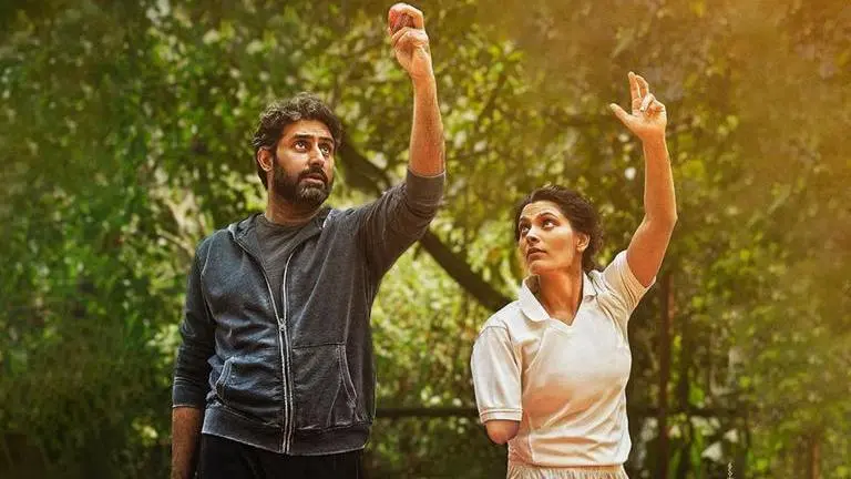 Ghoomer box office collection Day 2: Abhishek Bachchan-Sayami Kher's film shows 30% growth Ghoomer