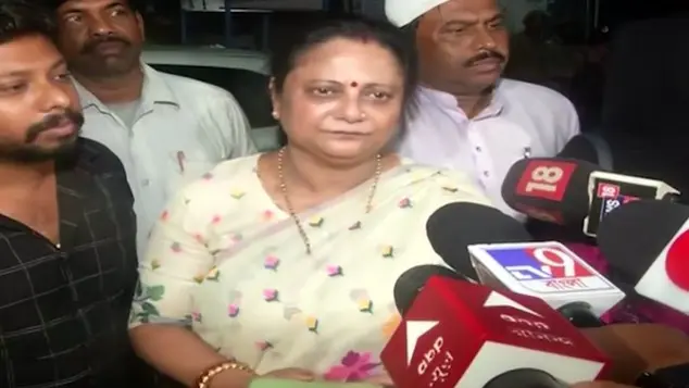 'Someone Pushed Her From Behind,' Says Mamata Banerjee's Sister-in-Law Kajori