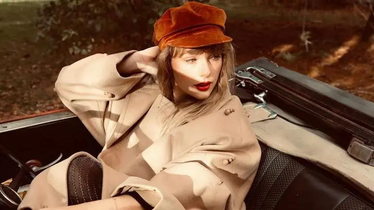 Taylor Swift unveils full tracklist of 10th album 'Midnights', 'Gonna be a wild ride' Taylor Swift