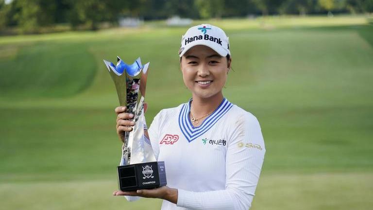 Minjee Lee loses a 5-shot lead in 6 holes and then wins in a playoff in ...