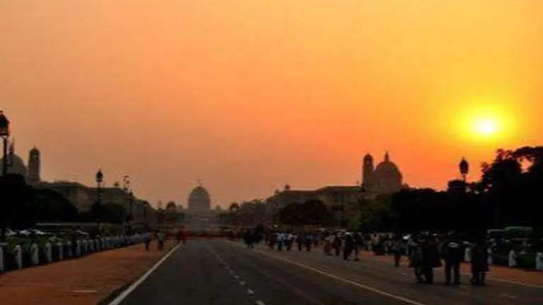 Warmer days ahead for Delhi says IMD, temperature to hover around 10 to 27 degrees Delhi