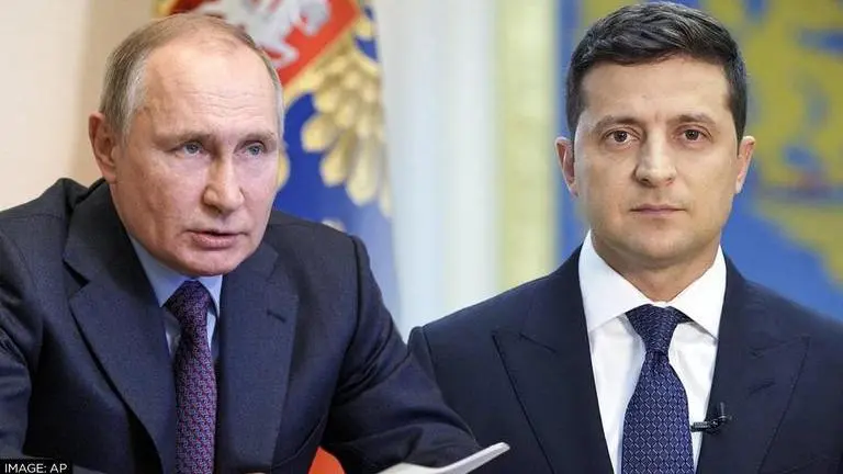 'Russia has no plans to attack' says Kremlin on border row with Ukraine Russia