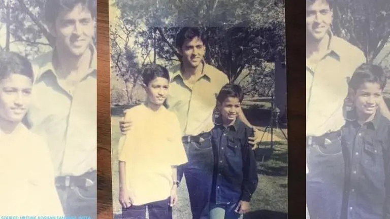 Unseen pic of the day: These 2 kids posing with Hrithik are today’s superstars; Guess who? hrithik roshan
