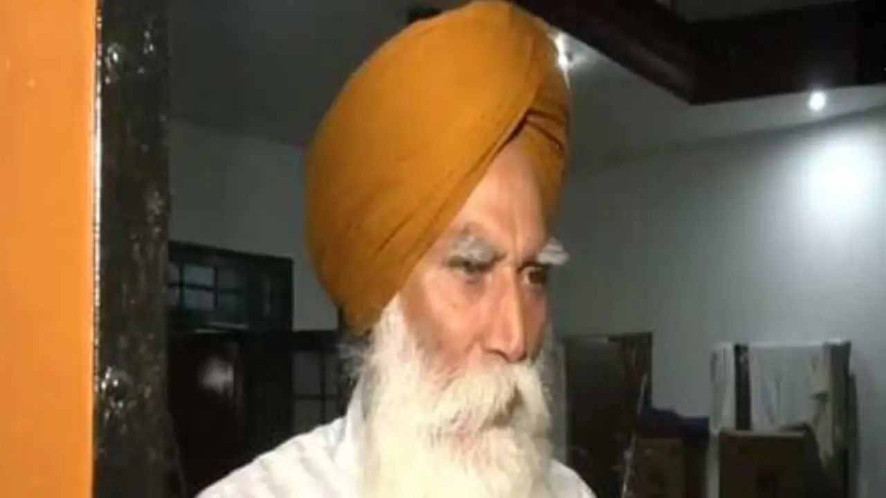 Amritpal Singh's Father Breaks Silence Over Son's Decision to Fight Lok Sabha Polls Jailed Khalistani Separatist Leader Amritpal Singh's Father Breaks Silence Over Son's Decision to Fight Lok Sabha Polls