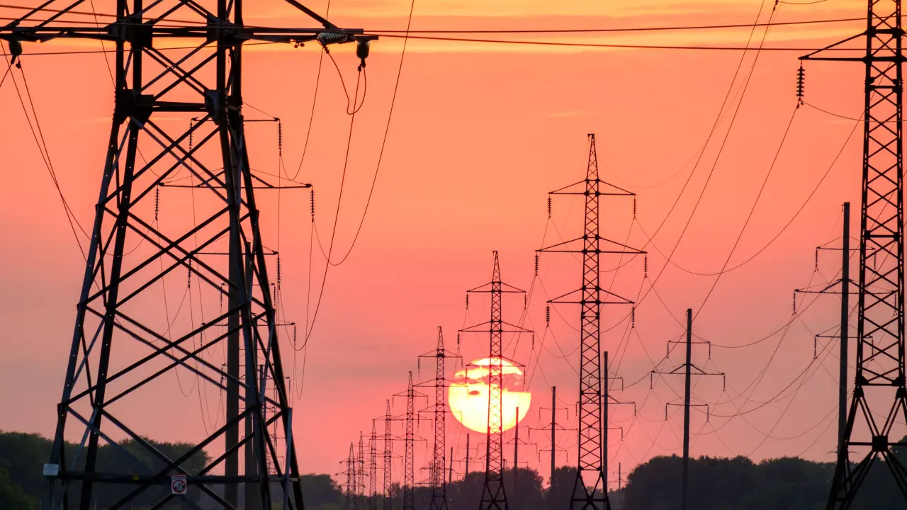 India's power consumption declines 4.7 pc to 144.2 billion units in Aug power consumption