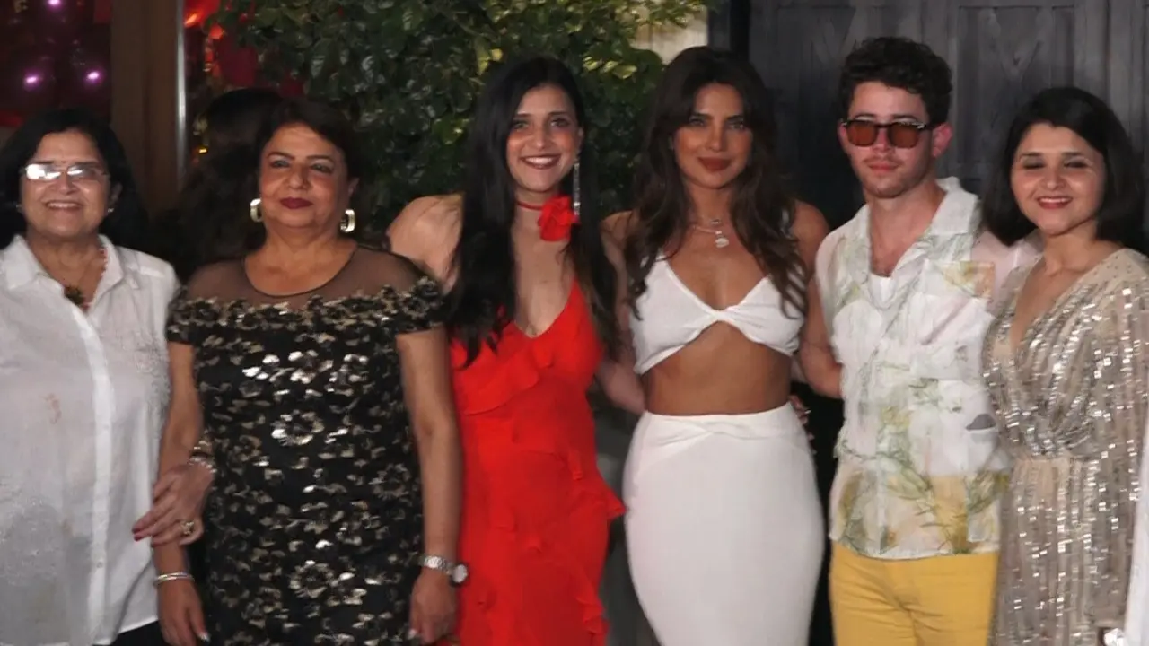 Priyanka Chopra, Nick Jonas Attend Mannara Chopra's Birthday Bash In Mumbai | Watch Priyanka Chopra, Nick Jonas At Mannara Chopra's birthday bash