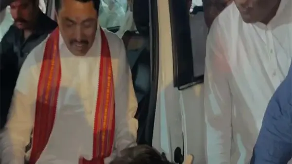 Republic Confronts Nana Patole After Video Shows Congress Worker Washing His Feet