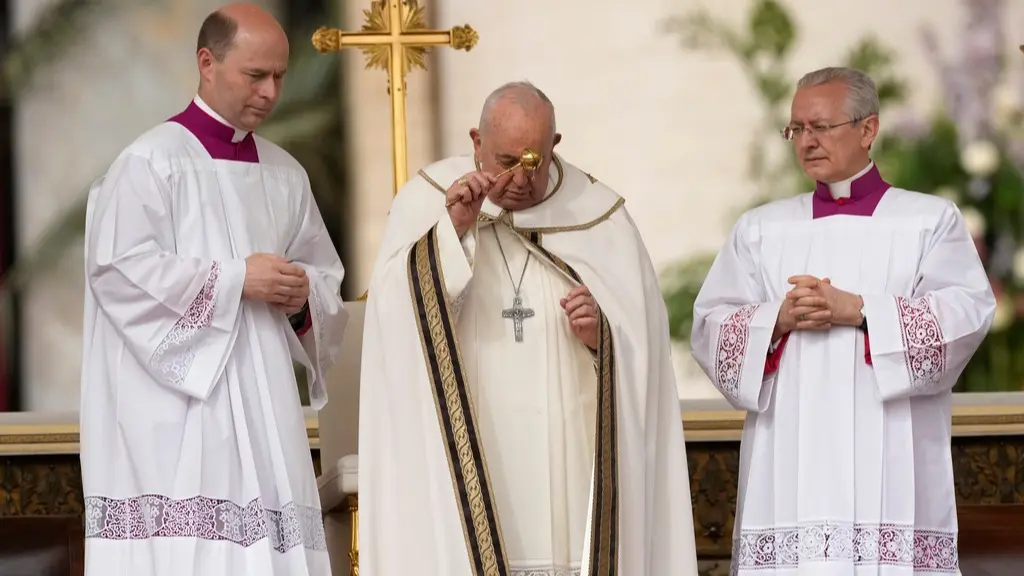 Amid Health Concerns, Pope Francis Presides Over Easter Sunday Mass in St Peter's Square Pope Francis, on Sunday, presided over the traditional Easter Mass in St Peter's Square.