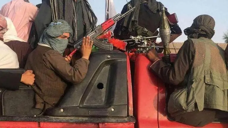 Afghan officials: Taliban attacks on checkpoints kill 29