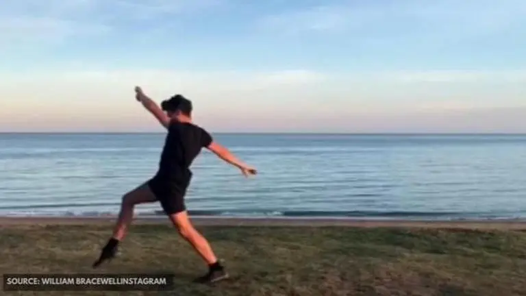 Royal Ballet's performers hit the streets of London dancing to 'Living In A Ghost Town' viral