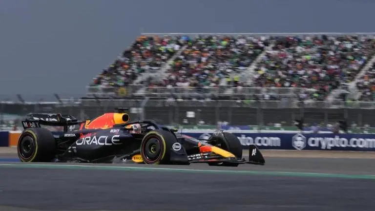 Max Verstappen takes 6th F1 victory in a row at British GP as Lando Norris wins battle with Lewis Hamilton for 2nd Max Verstappen takes 6th F1 victory in a row at British GP as Lando Norris wins battle with Lewis Hamilton for 2nd