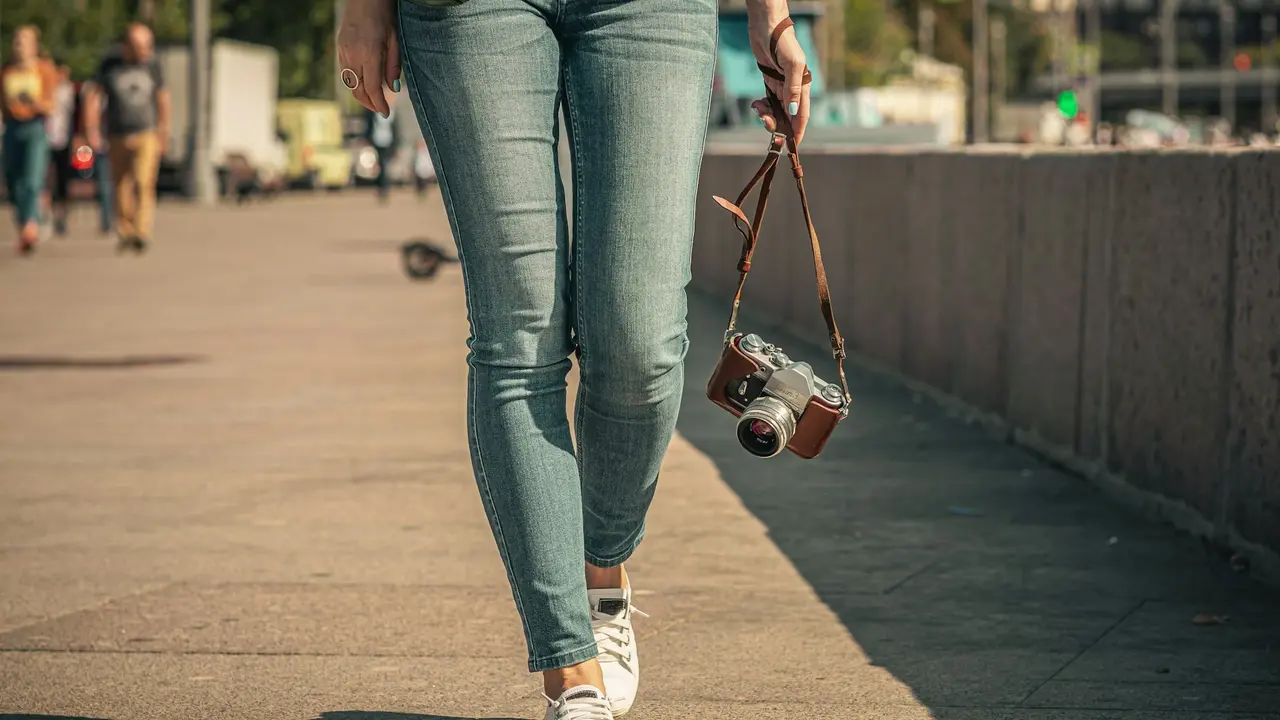 Skinny Jeans Are Back In Fashion - Here Is How You Can Style This Wardrobe Staple How to style skinny jeans