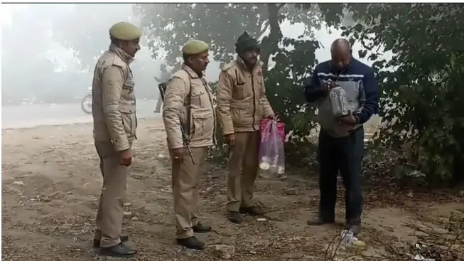 Ghaziabad Man Shoots Wife, Later Dies by Suicide, Police Suspect Psychological Issues Ghaziabad Man Shoots Wife, Later Dies by Suicide, Police Suspect Psychological Issues