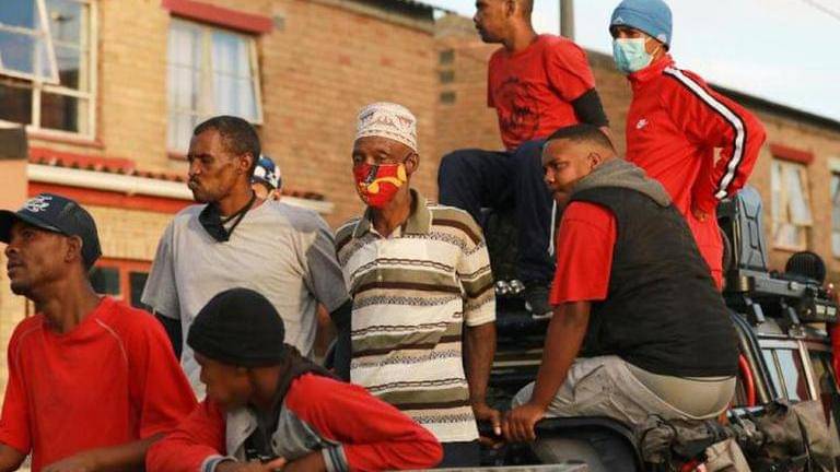 Criminal gangs in South Africa deliver essentials amid COVID-19 ...