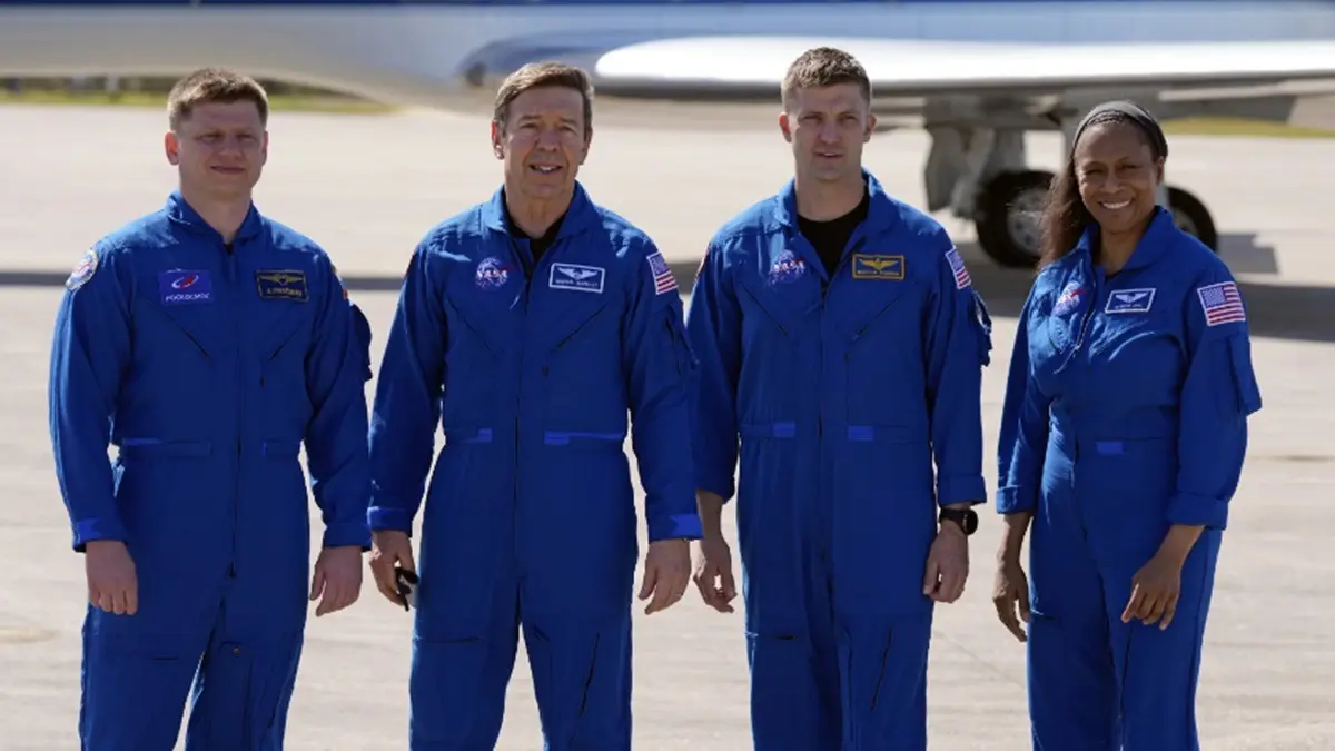 4 Astronauts Arrive at International Space Station for Half-Year Stay 4 Astronauts Arrive at Space Station for Half-Year Stay