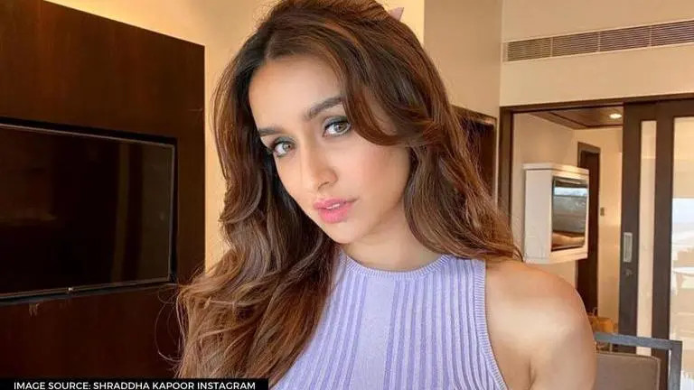Shraddha Kapoor shows fans how she likes to save water this eco-friendly way Shraddha Kapoor