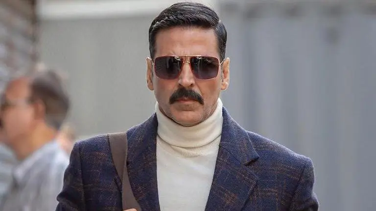 Akshay Kumar wraps up the shooting for 'Bell Bottom', says 'it’s time to head back'