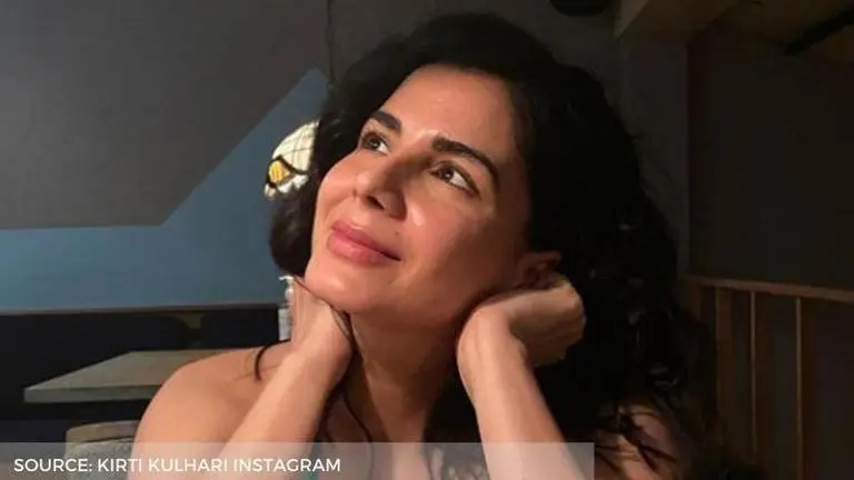 Kirti Kulhari gives sneak peek into her family reunion, says 'hum saath saath hain' Kirti Kulhari