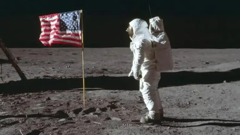 Know about Apollo 11, the American spaceflight that first landed humans on the Moon Apollo moon landing