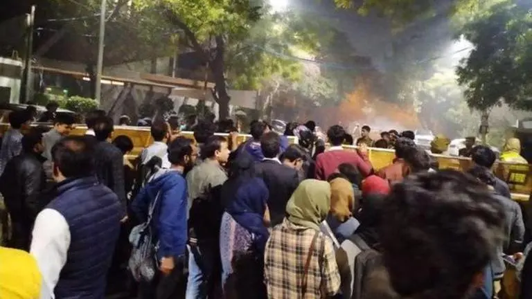 Delhi violence: AAJMI and JCC organise demonstrations outside CM Kejriwal's residence Arvind Kejriwal