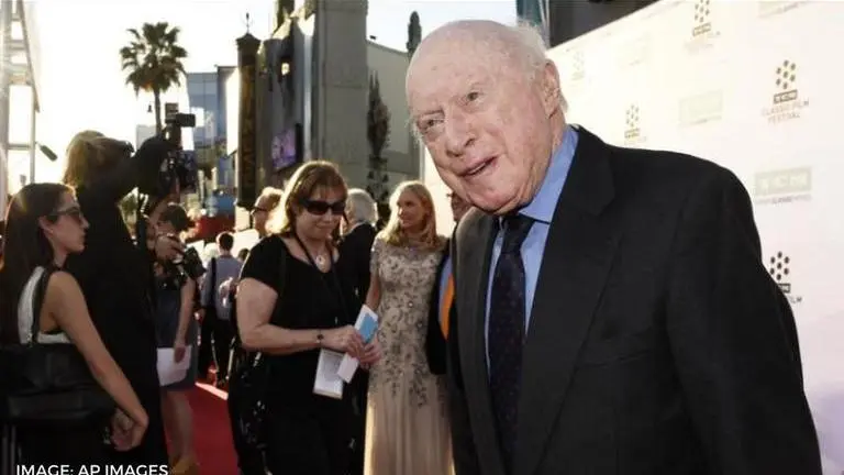 Norman Lloyd, star of 'Saboteur' and 'St. Elsewhere', dies at 106 Norman Lloyd