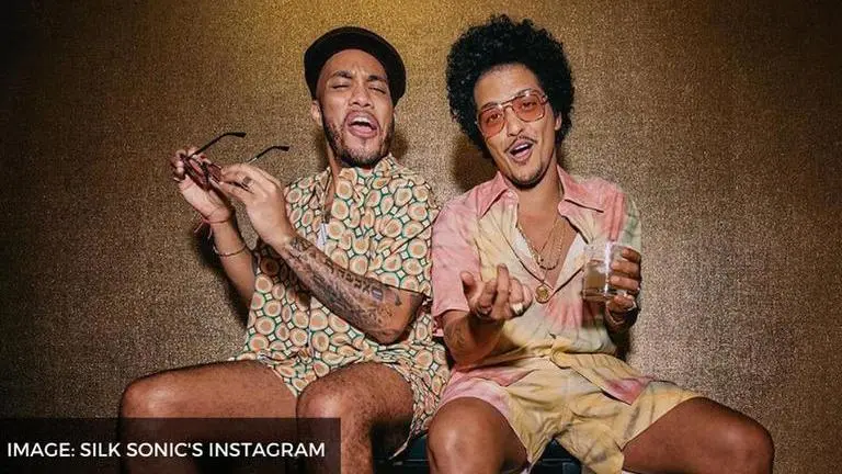 BET Awards 2021: Silk Sonic teases new music, performs 'Leave The Door Open' encore BET Awards 2021