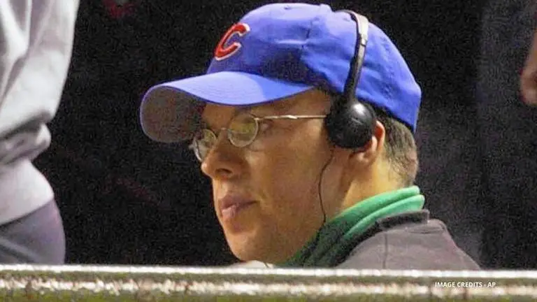 What happened to Steve Bartman? Where is the infamous Chicago Cubs fan now? what happened to steve bartman