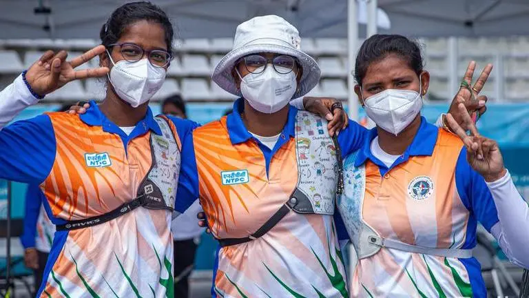 Archery World Cup, India defeats Mexico, Deepika Kumari, Ankita Bhakat, Komalika Bari, Paris World Cup, women's team gold medal