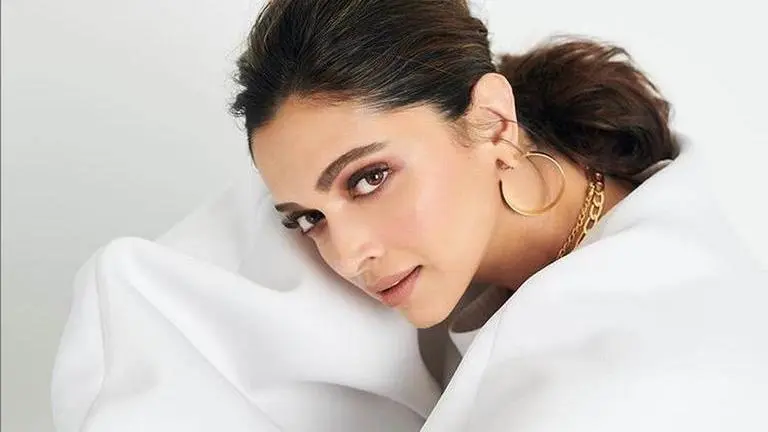 Deepika Padukone has surprise for fans as she teases them with "3 days to go" caption deepika padukone