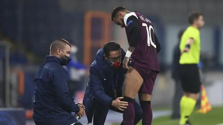 Injured Neymar ruled out of Brazil's World Cup qualifiers