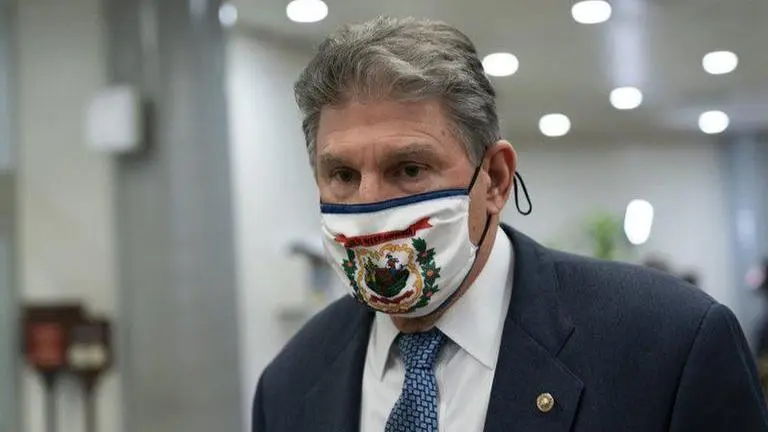 Centrist Democrats flex muscles, create headaches for Biden