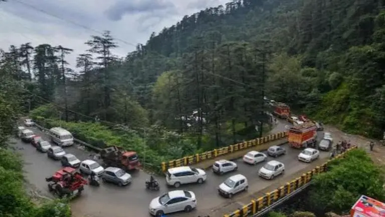 The Chandigarh-Manali highway witness heavy traffic jams