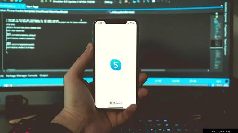 Microsoft Skype to be updated with new themes, grid view and other features Microsoft Skype to be updated with new themes, grid view and other features