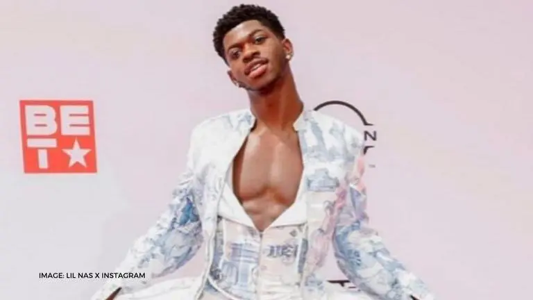 Lil Nas X marks his BET Awards performance with a passionate kiss; Read Lil Nas X